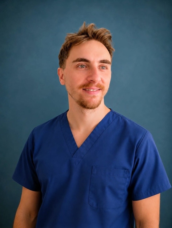 Dr Alexis Racine, vétérinaire en ophtalmologie à la clinique Sancéa Vet, Saint-Julien-les-Villas près de Troyes